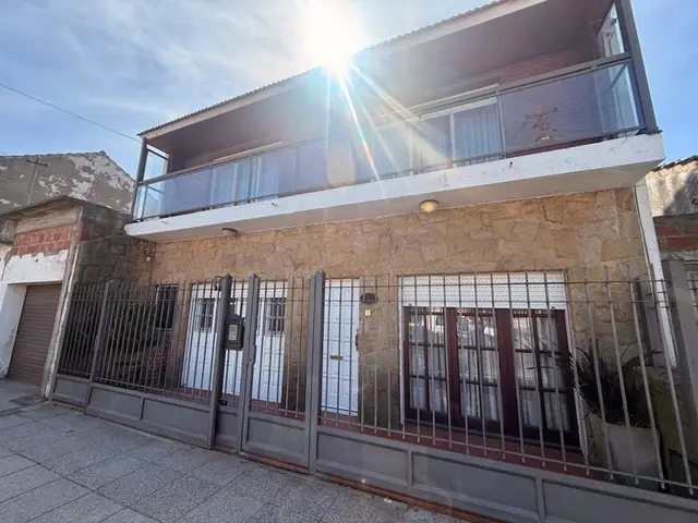 Casa de 4 ambientes en venta en Colinas de Peralta Ramos