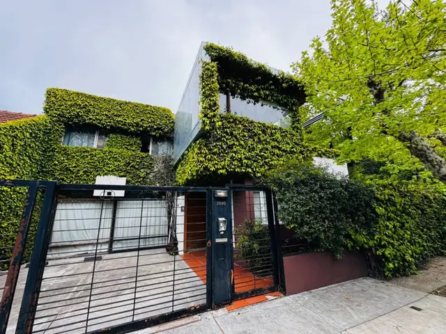 Casa de 4 ambientes en venta en FUNES Y SAN LORENZO
