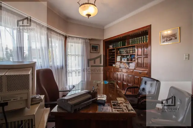 Departamento de 6 ambientes en venta en DEL PUERTO