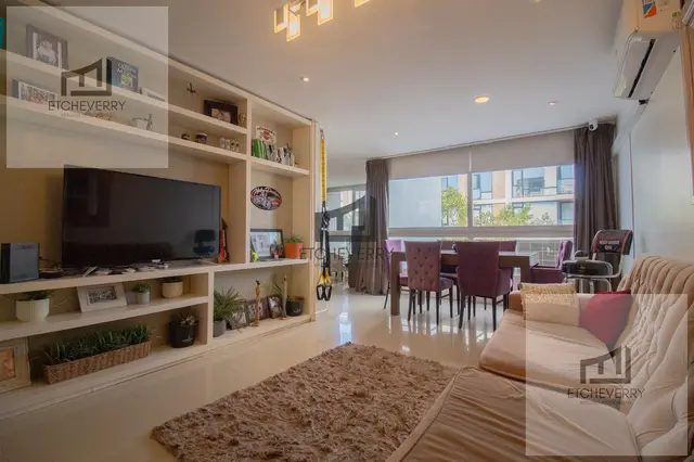Departamento de 4 ambientes en venta en LOS TRONCOS