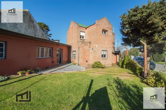 Casa de 3 ambientes en venta en Punta Mogotes