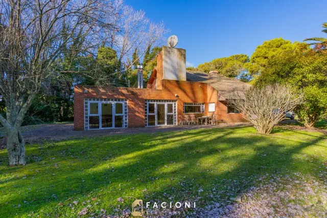 Casa de 4 ambientes en venta en Mar del Plata