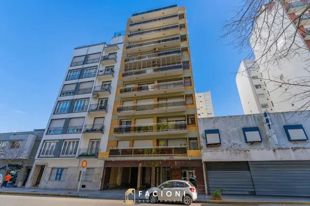 Departamento de 4 ambientes en venta en Centro