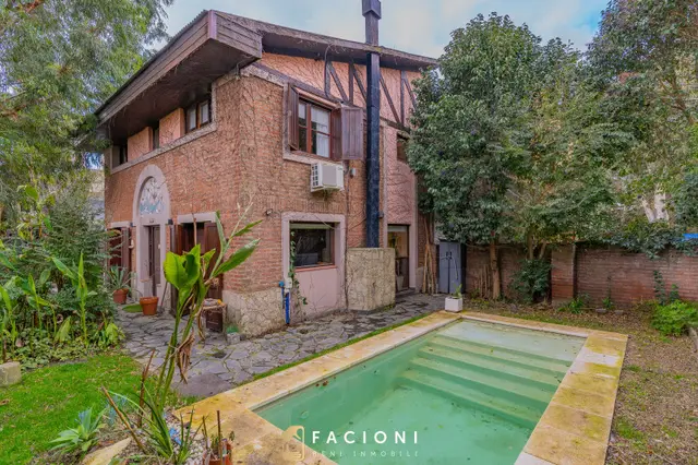 Casa de 4 ambientes en venta en LOS PINARES