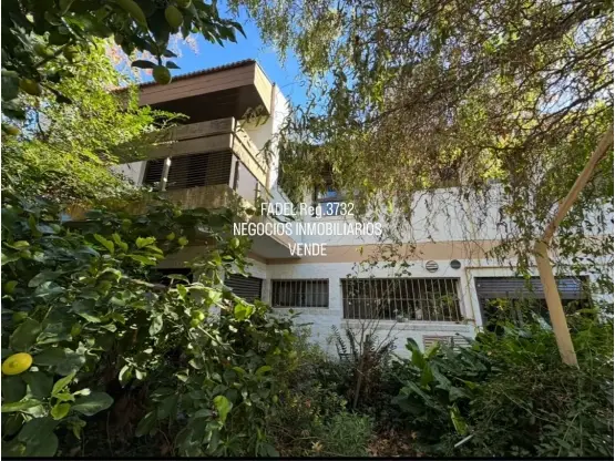 Casa de 5 ambientes en venta en DIVINO ROSTRO
