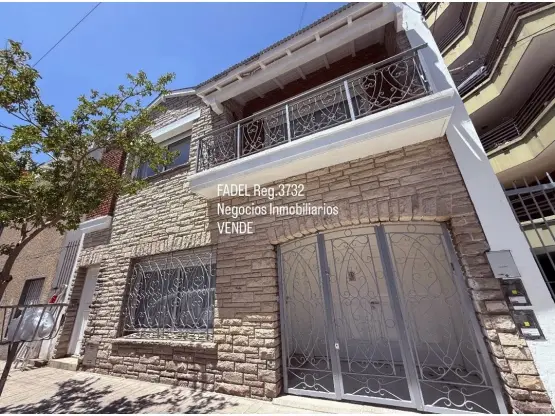 Casa de 3 ambientes en venta en ESTACION TERMINAL (ALDREY)