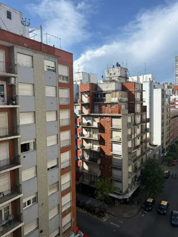 Departamento de 1 ambiente en venta en AREA CENTRO