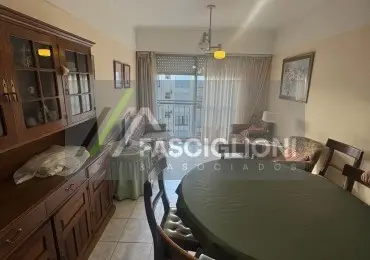 Departamento de 3 ambientes en venta en Centro