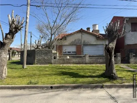Casa de 2 ambientes en venta en Bernardino Rivadavia