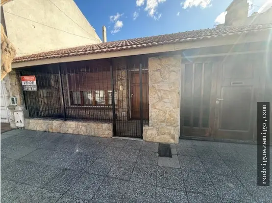 Casa de 3 ambientes en venta en NUEVA POMPEYA