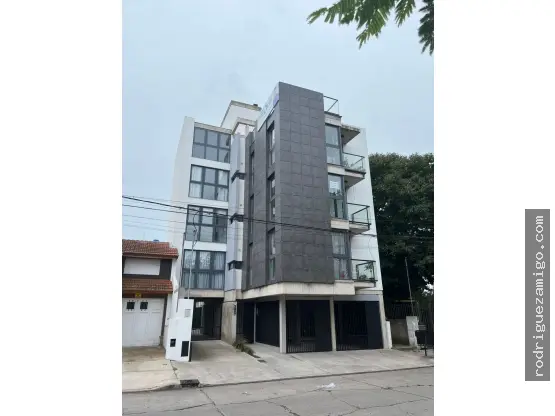 Departamento de 2 ambientes en venta en FUNES Y SAN LORENZO