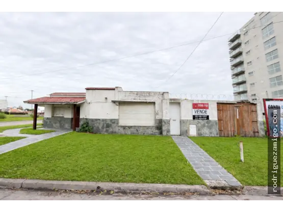 Terreno de 3 ambientes en venta en PARQUE LURO