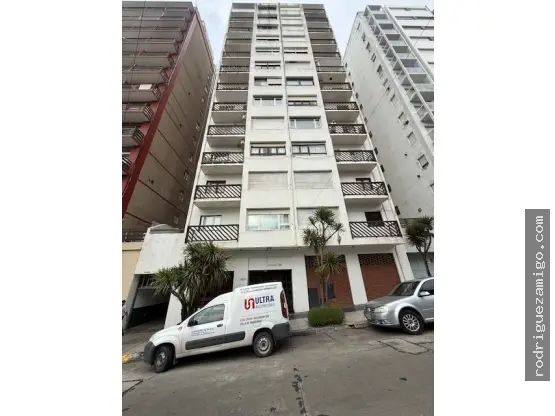 Departamento de 3 ambientes en venta en LA PERLA