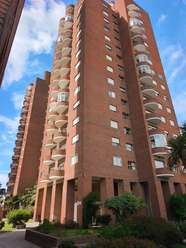 Departamento de 4 ambientes en venta en VILLA PRIMERA