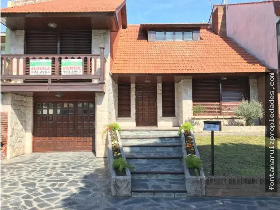 Casa de 3 ambientes en venta en PARQUE LURO