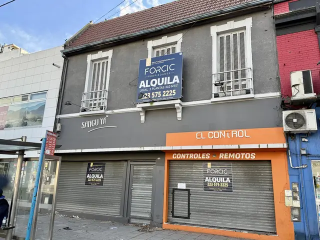 Local de 6 ambientes en alquiler en Centro