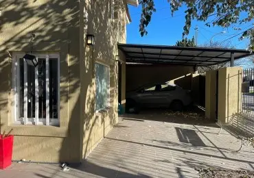 Casa de 5 ambientes en venta en LOS TILOS