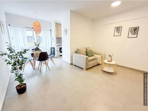 Departamento de 2 ambientes en venta en Centro