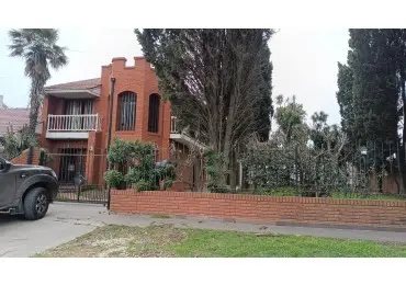 Casa de 5 ambientes en venta en Colinas de Peralta Ramos
