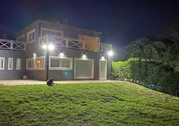 Casa en venta en PLAYA LOS LOBOS