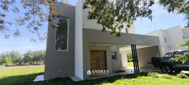 Casa de 3 ambientes en venta en Mar del Plata