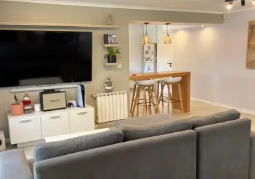 Casa de 4 ambientes en venta en LA FLORIDA