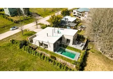 Casa en venta en Playa Chapadmalal