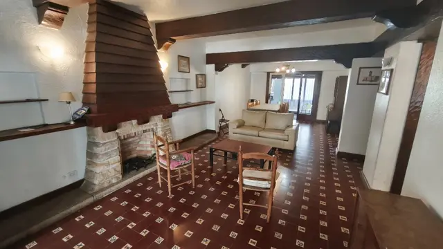Casa de 6 ambientes en venta en CERRITO SUR