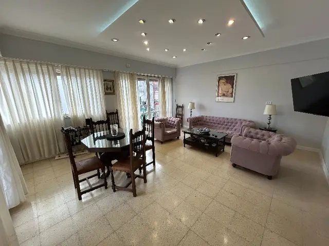 Departamento de 3 ambientes en venta en Centro