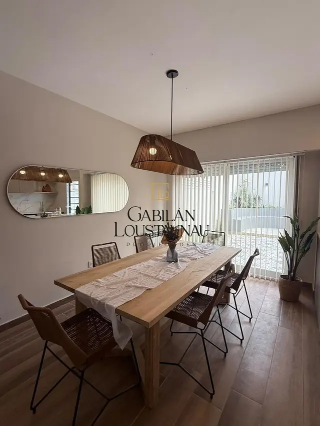 Casa de 4 ambientes en venta en PARQUE LURO