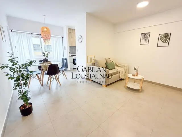 Departamento de 2 ambientes en venta en Centro
