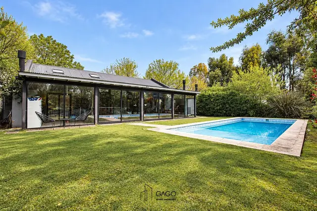 Casa de 4 ambientes en venta en Rumencó