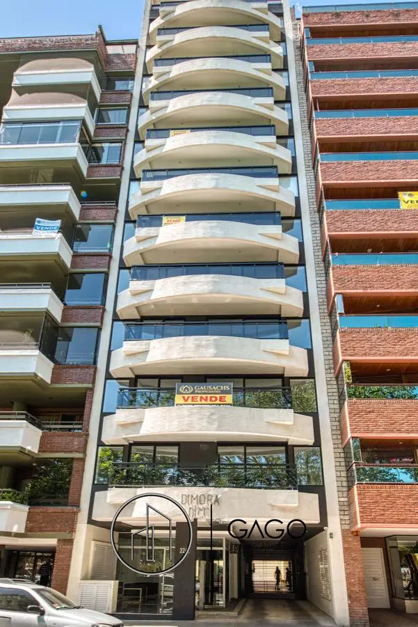Departamento de 4 ambientes en venta en Centro