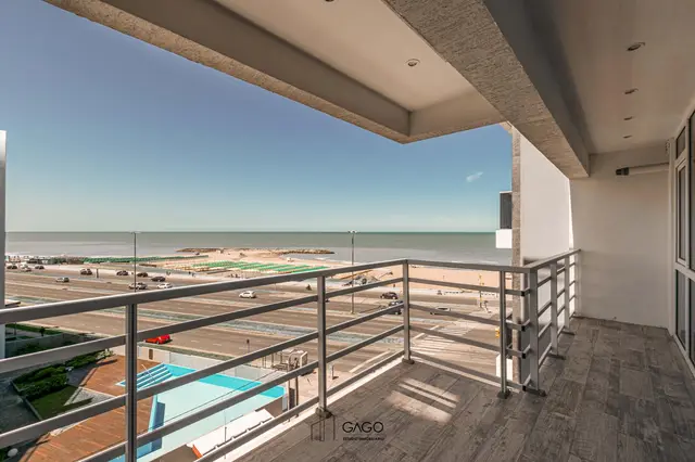 Departamento de 3 ambientes en venta en LA PERLA