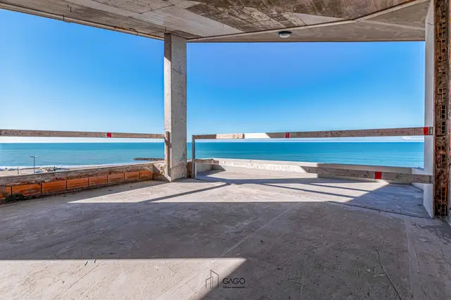 Departamento de 3 ambientes en venta en CONSTITUCION