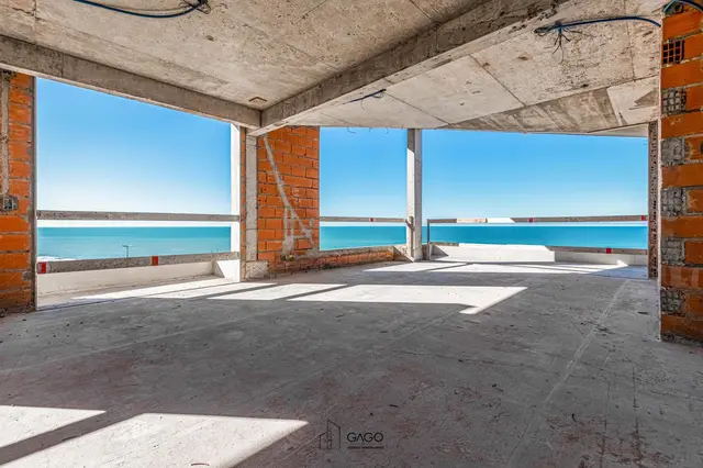 Departamento de 4 ambientes en venta en CONSTITUCION
