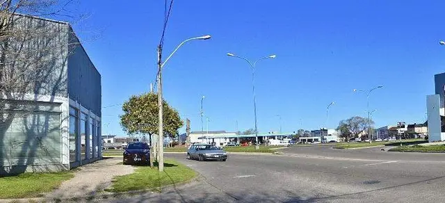 Local de 4 ambientes en venta en LOS ANDES