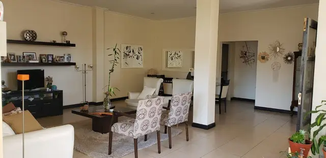 Departamento de 4 ambientes en venta en LA PERLA