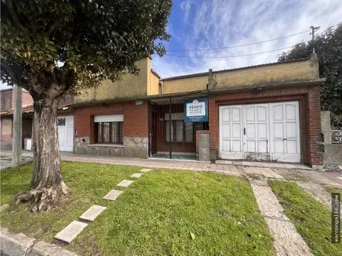 Casa de 3 ambientes en venta en DON BOSCO