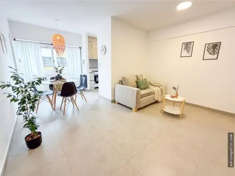 Departamento de 2 ambientes en venta en Área Centro