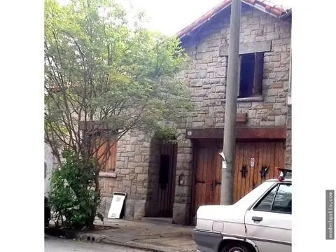 Casa en venta en PLAZA PERALTA RAMOS