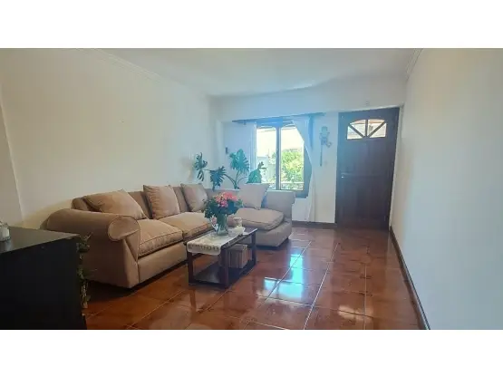 PH de 4 ambientes en venta en LAS AVENIDAS