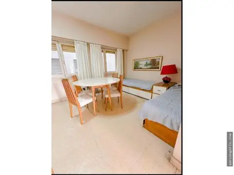Departamento de 2 ambientes en venta en Centro