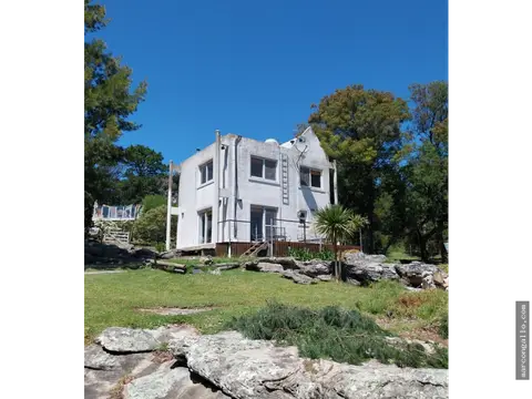 Casa de 2 ambientes en venta en Sierra de los Padres
