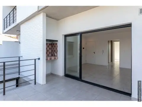 Departamento de 2 ambientes en venta en SAN JOSE