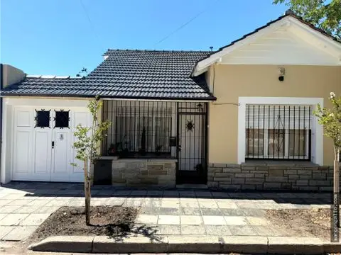 Casa de 3 ambientes en venta en SAN JOSE