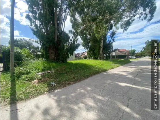 Terreno de 5 ambientes en venta en LOS PINARES