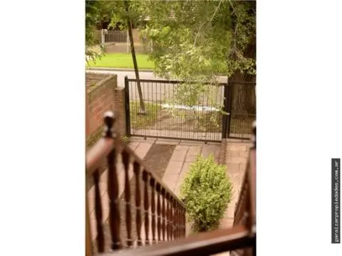 Casa de 6 ambientes en venta en LOS PINARES