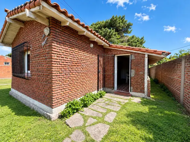Casa de 3 ambientes en venta en Playa los Lobos