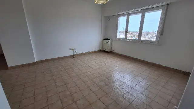 Departamento de 3 ambientes en alquiler en LAS AVENIDAS
